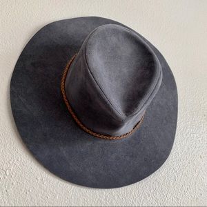 Floppy faux suede fedora
